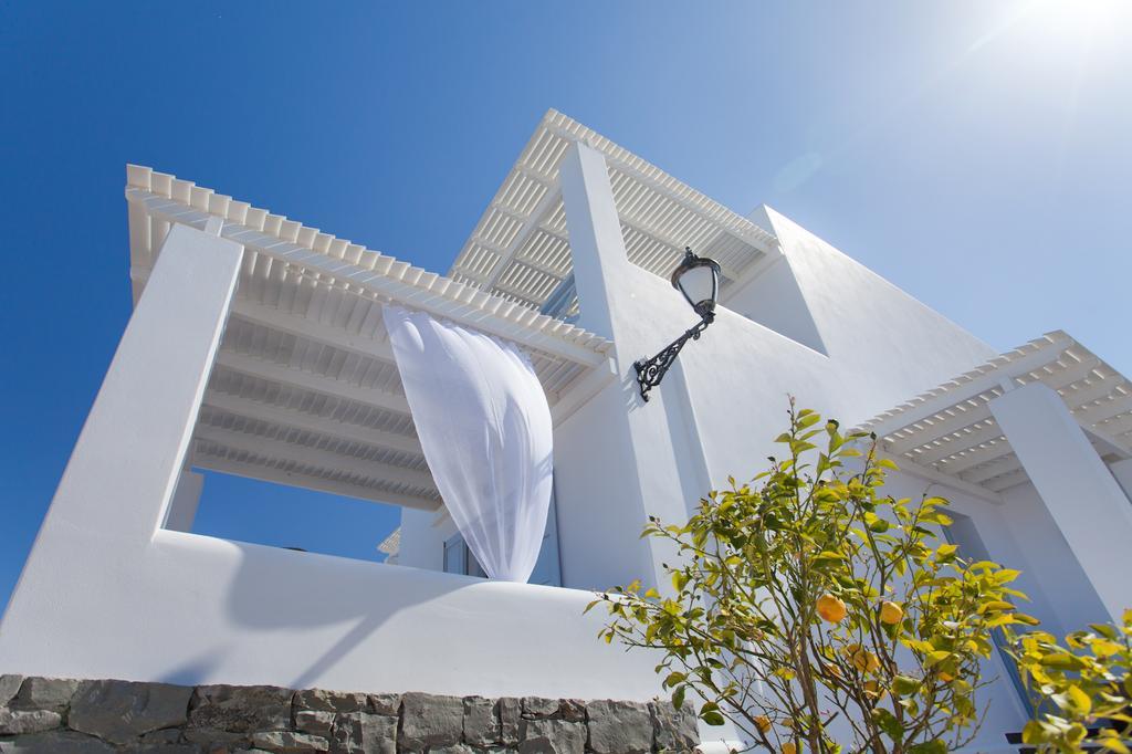 Miland Suites Adamantas  Exteriör bild