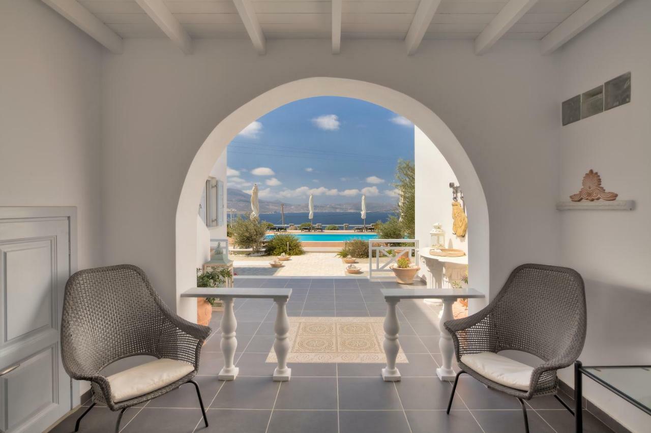 Miland Suites Adamantas  Exteriör bild
